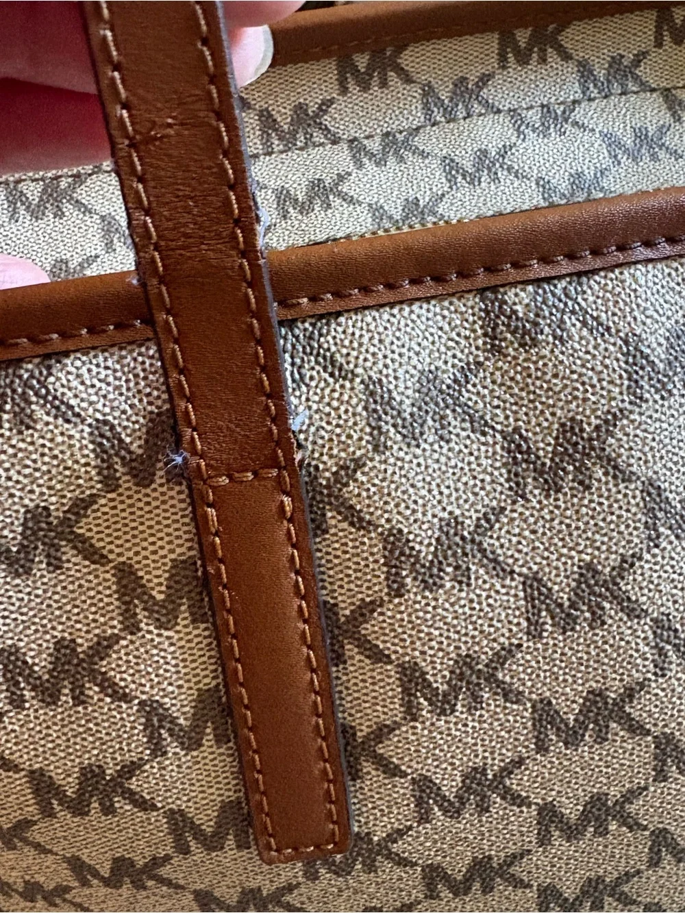 Michael Kors Emry Large  zip tote Tan/Brown MK Logo Tote